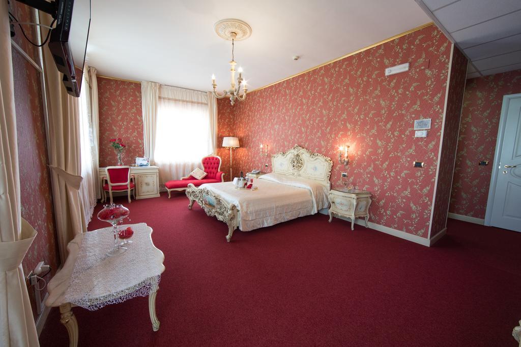 Hotel Imperiale Terzigno Номер фото