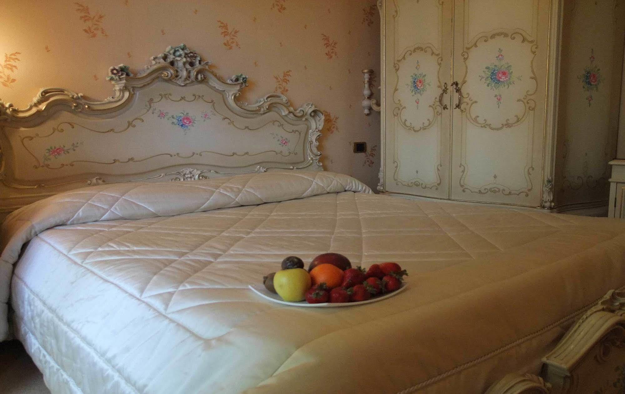 Hotel Imperiale Terzigno Экстерьер фото